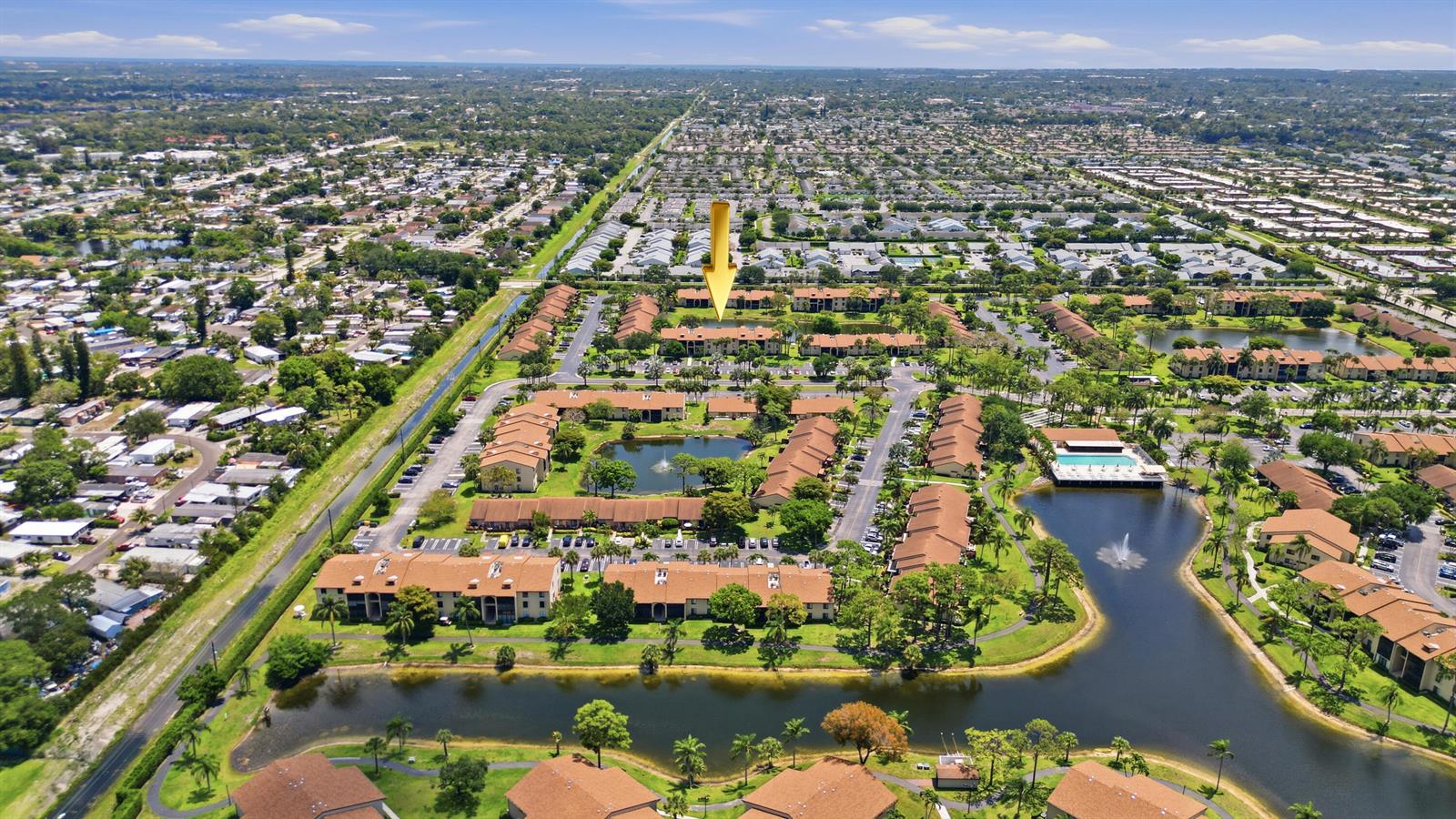 627 Sea Pine Way # D1, FL 33415
