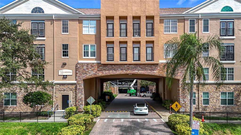 4221 W SPRUCE STREET UNIT 1319