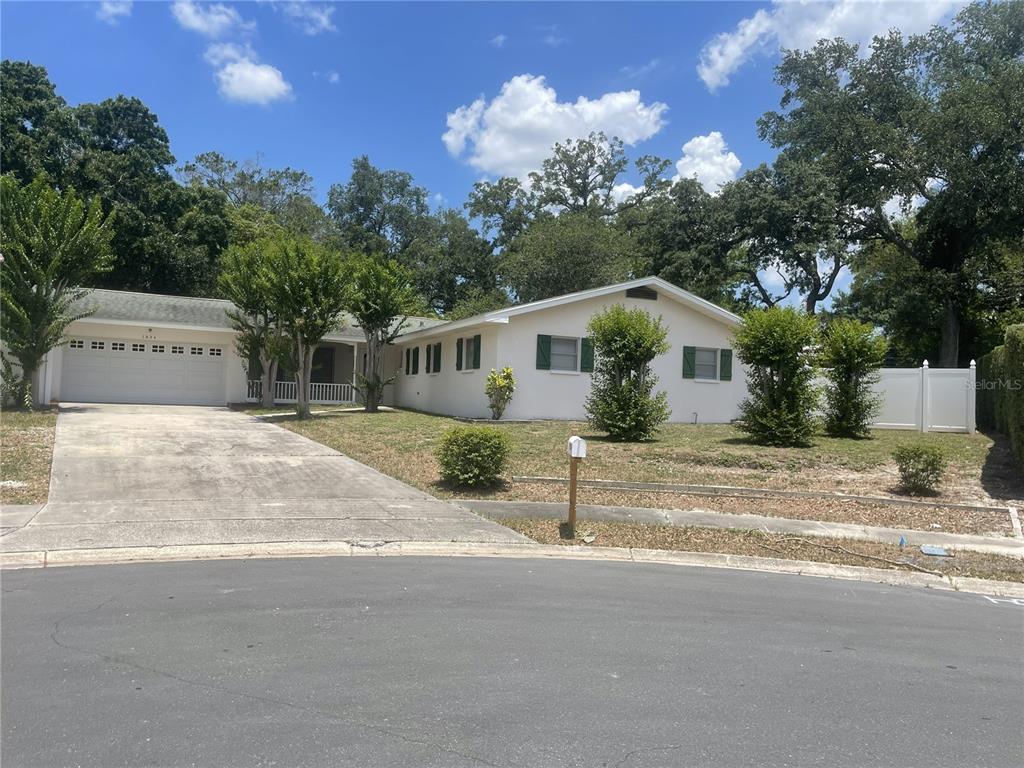 1624 SANDSTONE COURT