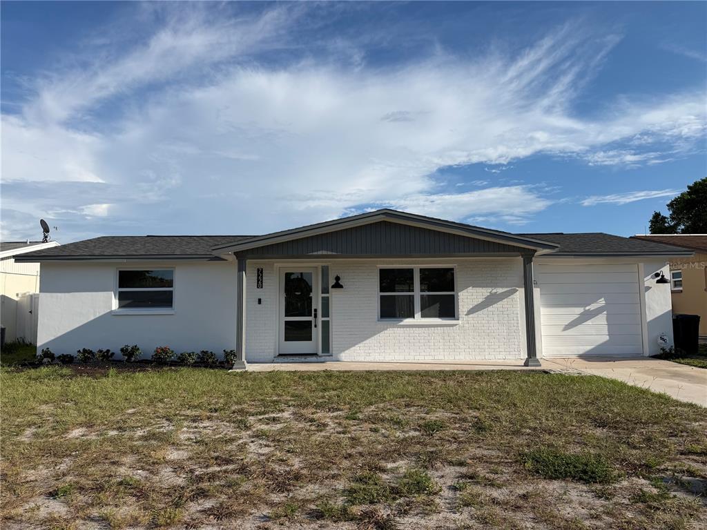7220 FOX HOLLOW DRIVE