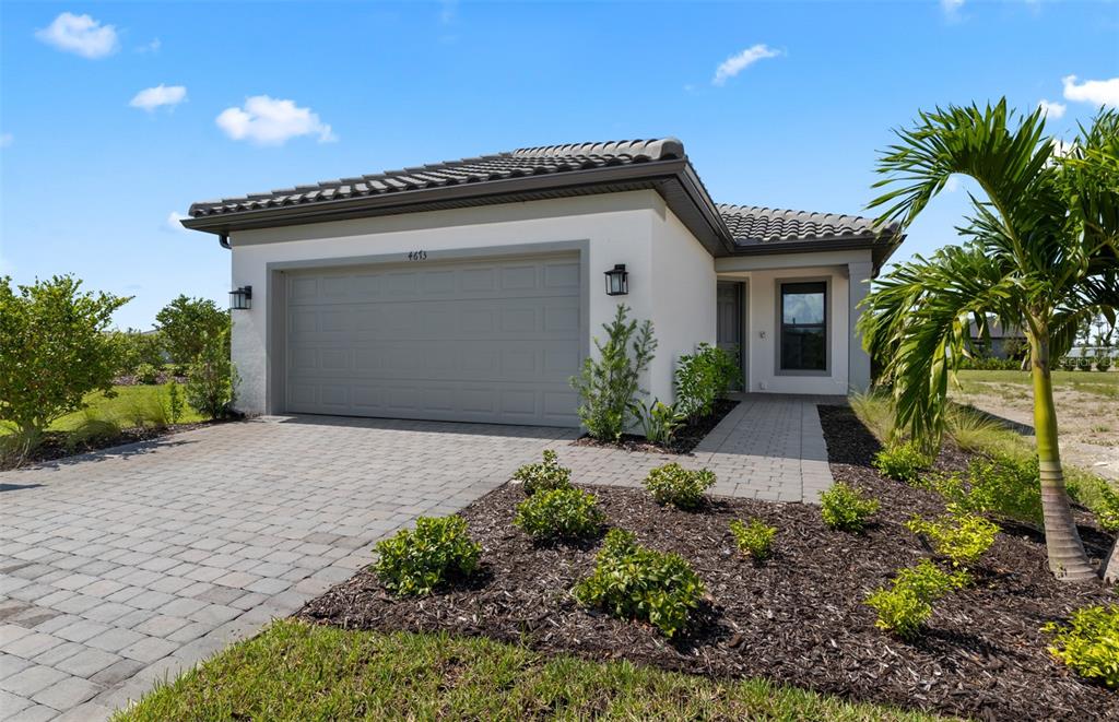 4695 BLUE STAR COURT