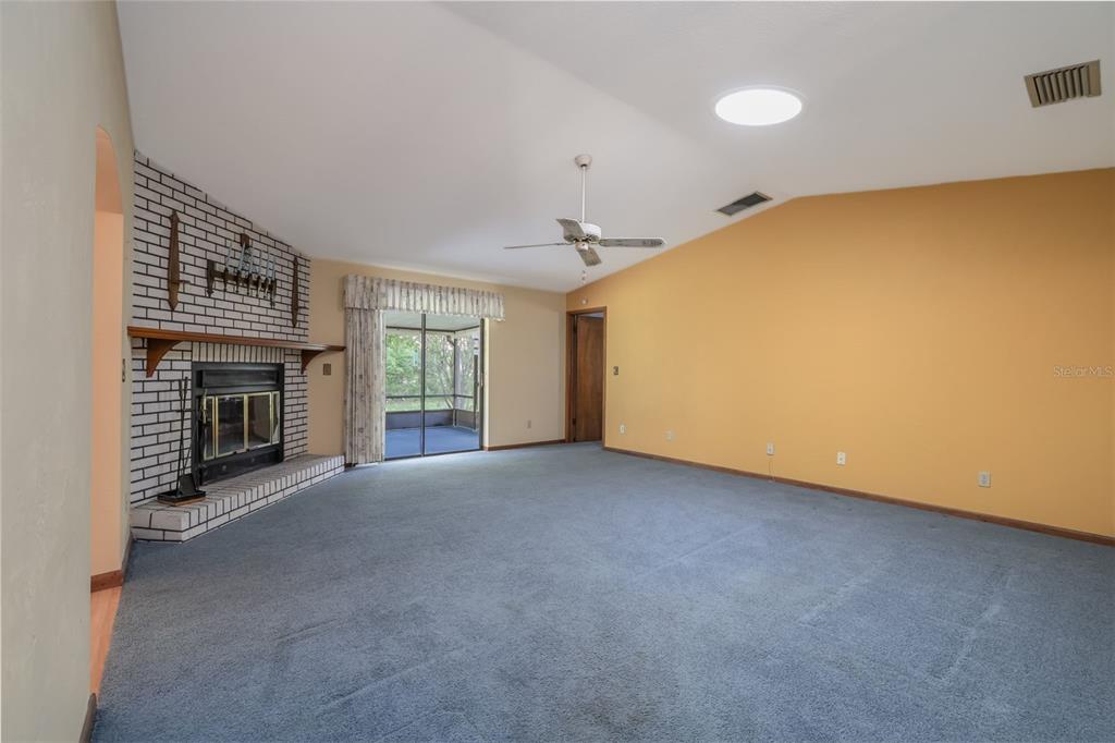 229 GEORGETOWNE BOULEVARD, DAYTONA BEACH, FL — photo 5 of 29