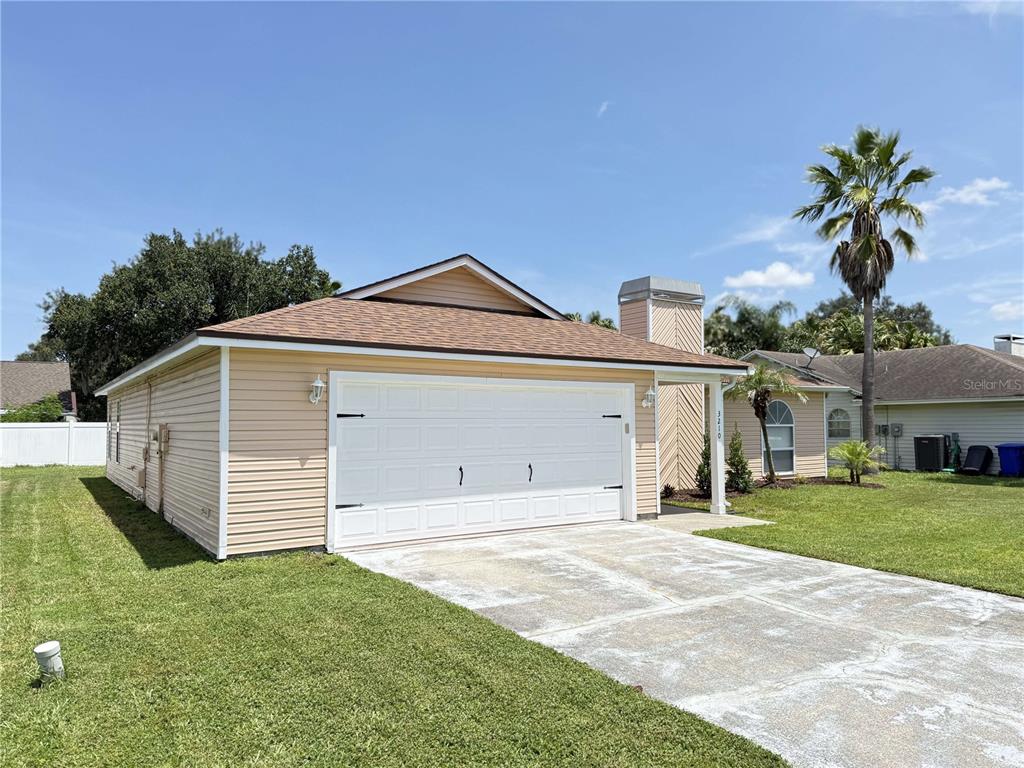 3210 THOROUGHBRED LOOP, LAKELAND, FL — photo 3 of 23