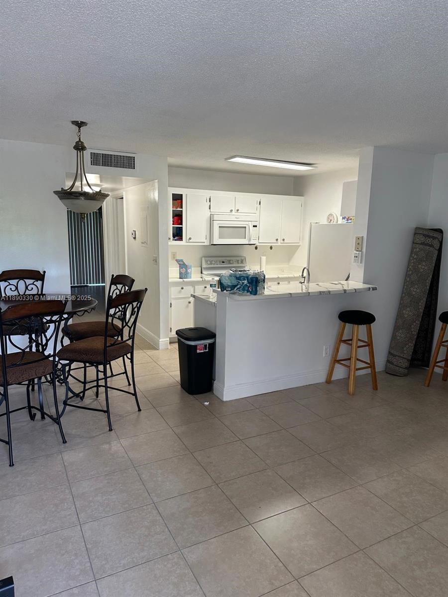 1527 W Meadows Cir W # 1527, Boynton Beach FL 33436