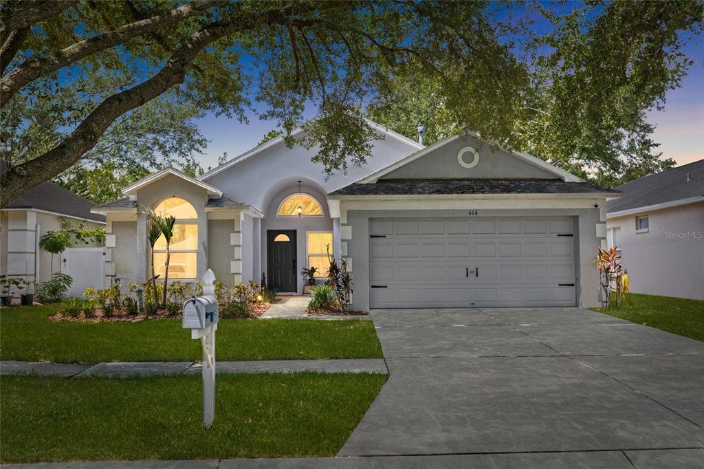 614 SOMERSTONE DRIVE