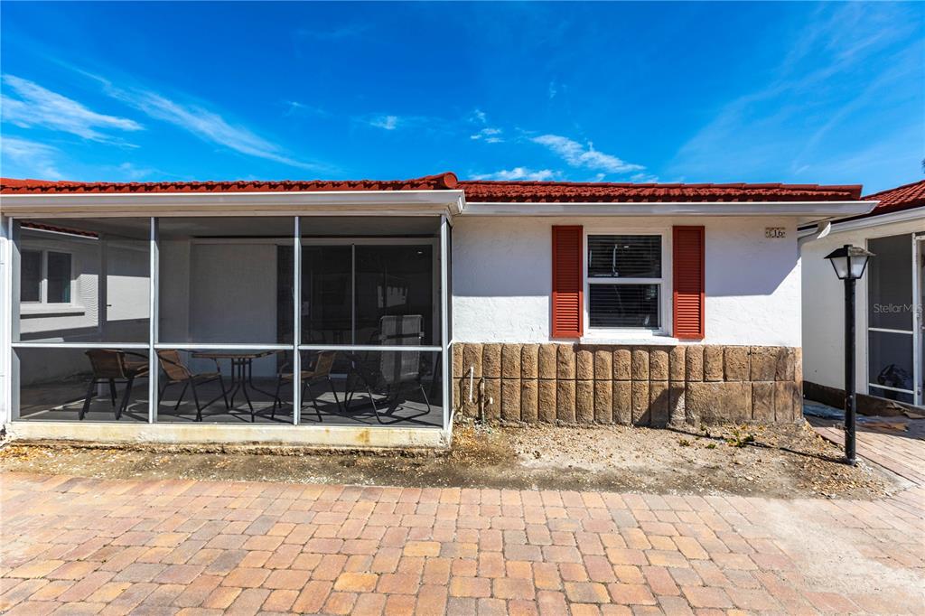 6154 MIDNIGHT PASS ROAD UNIT C16