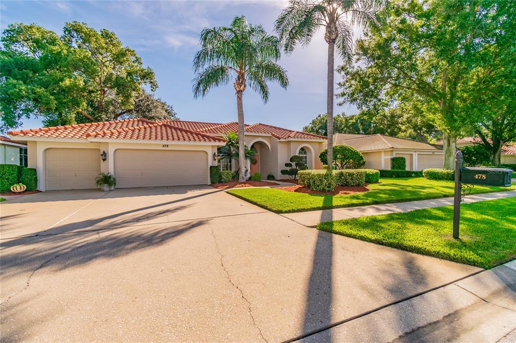 478 OLD OAK CIRCLE