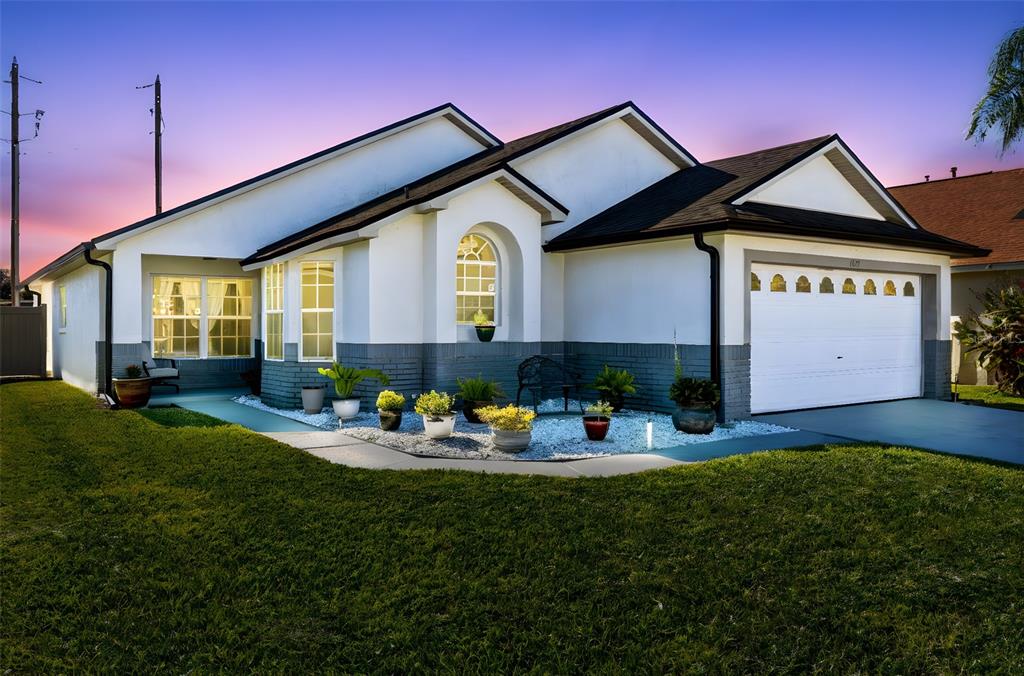 1653 OAK HILL TRAIL