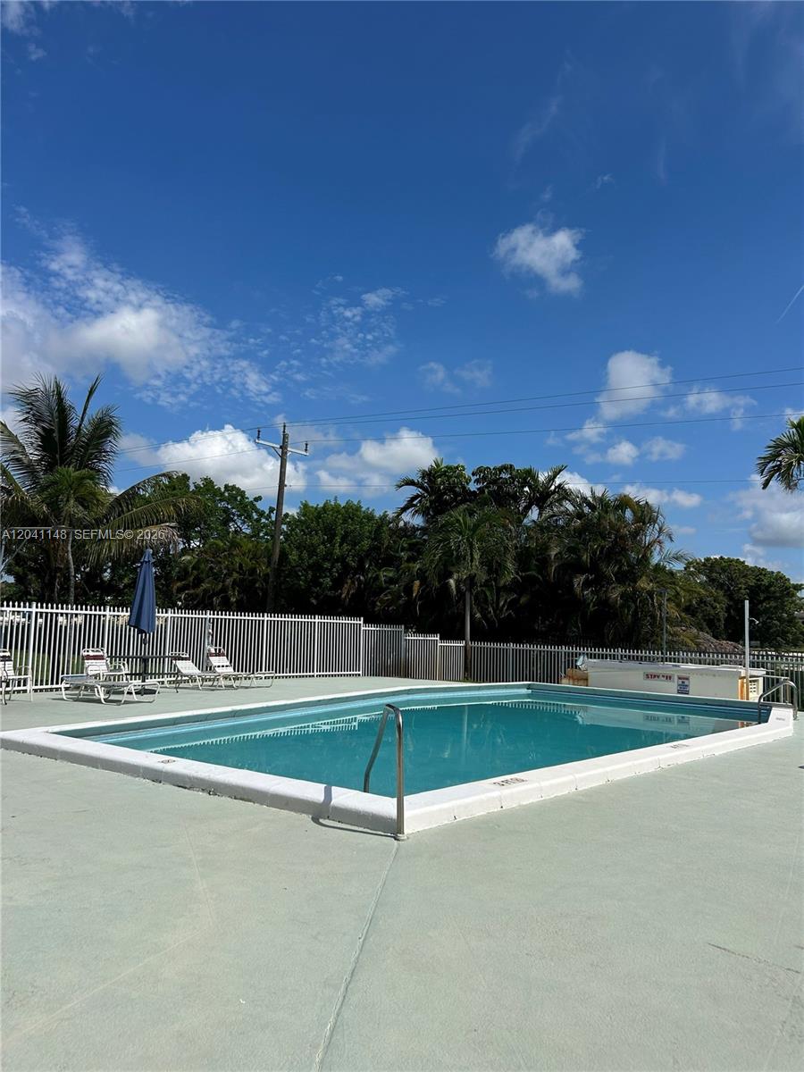 1501 NE 191st St # C401, Miami FL 33179