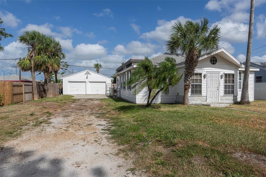 309 72ND AVENUE, ST PETE BEACH, FL — photo 3 of 11