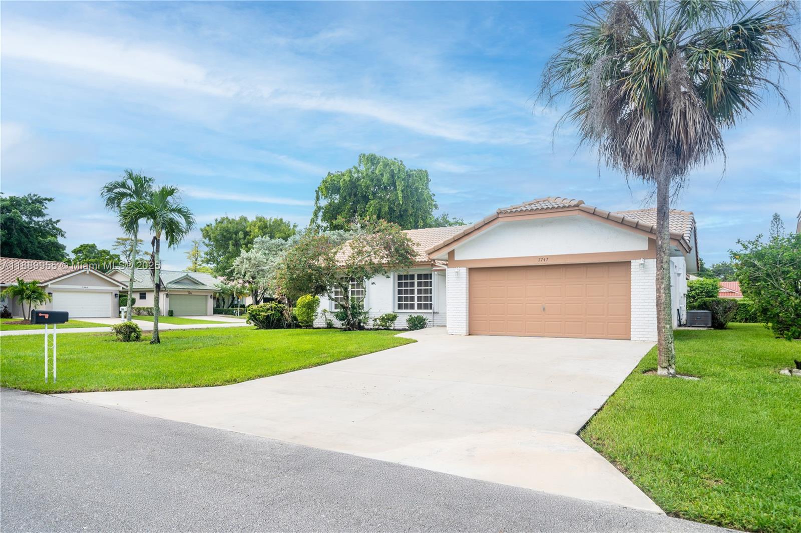 7747 Cloverfield Cir, Boca Raton FL 33433