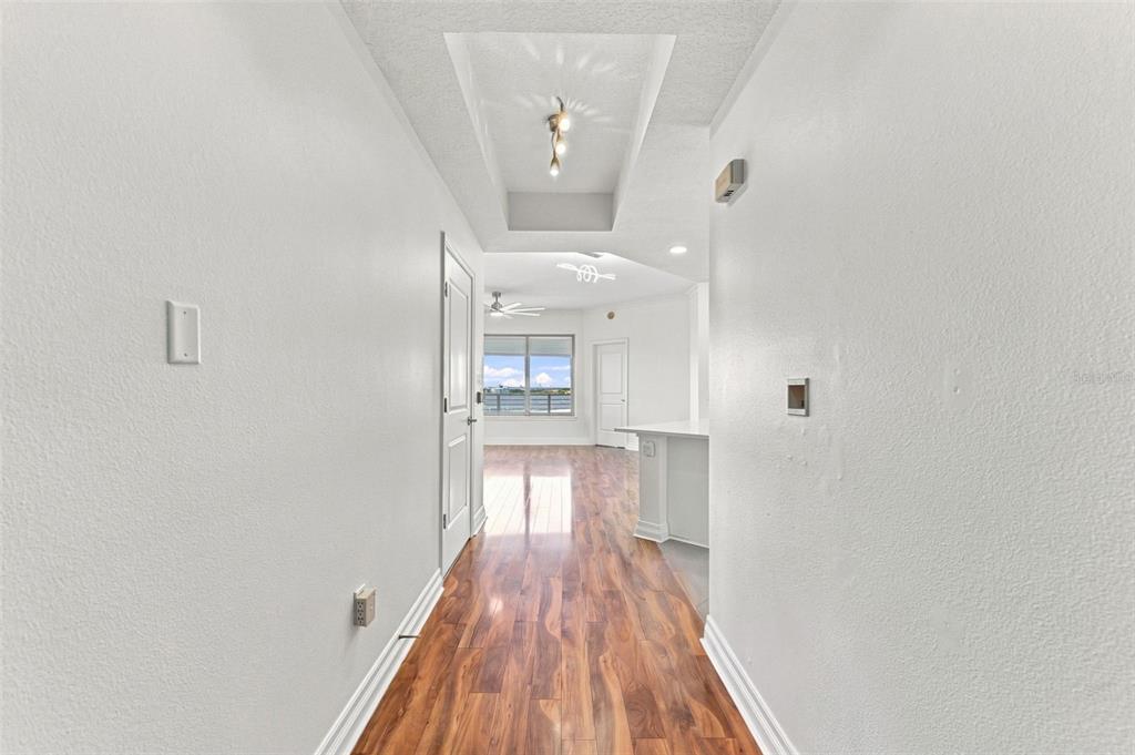 1209 E CUMBERLAND AVENUE UNIT 608, TAMPA, FL — photo 2 of 30