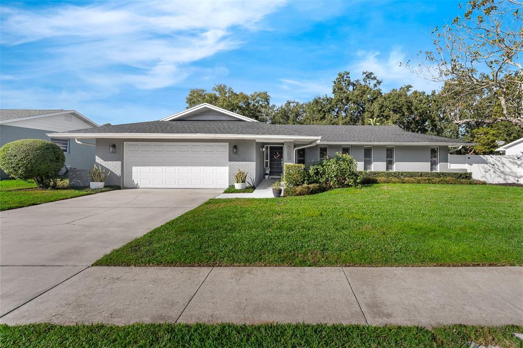 4512 CRICHTON LANE