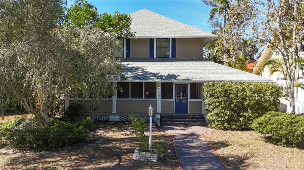 610 19TH STREET W