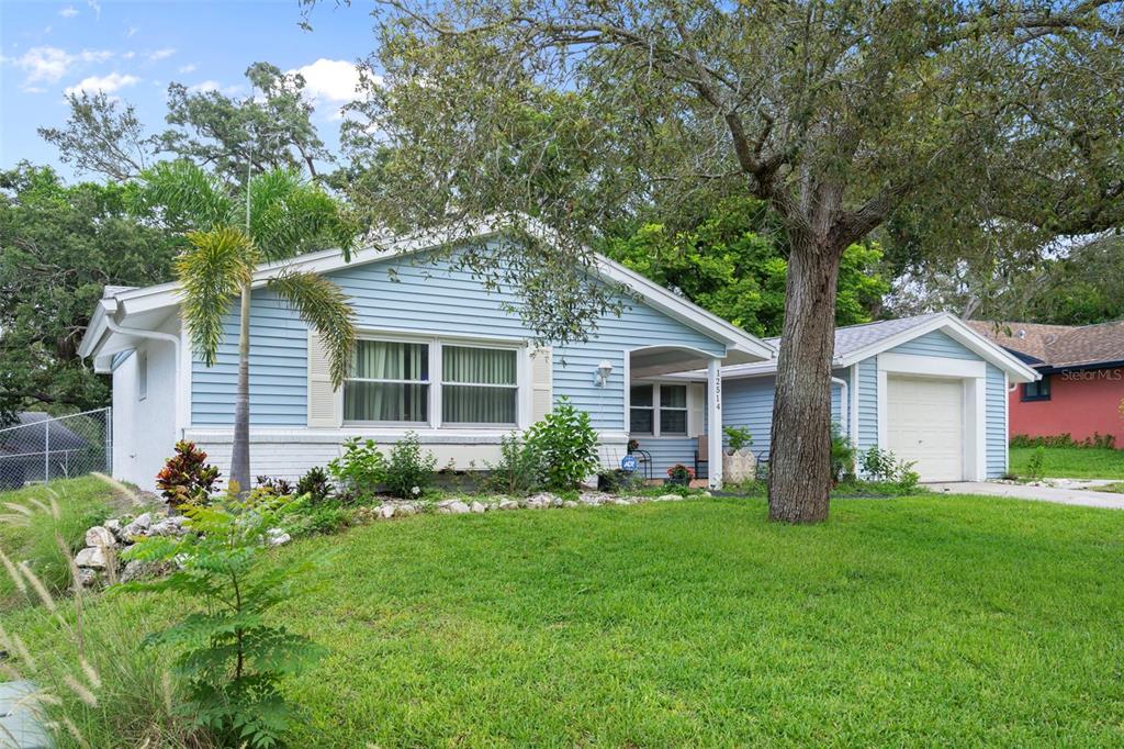 12514 COFFEE HILL ROW, HUDSON, FL — photo 2 of 30