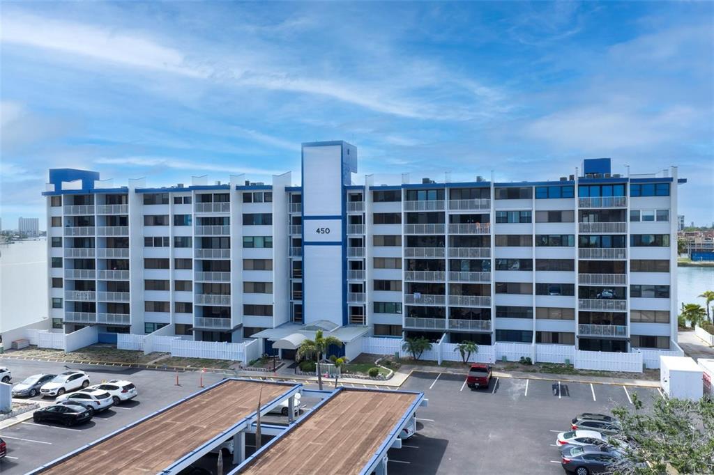 450 TREASURE ISLAND CAUSEWAY UNIT 104