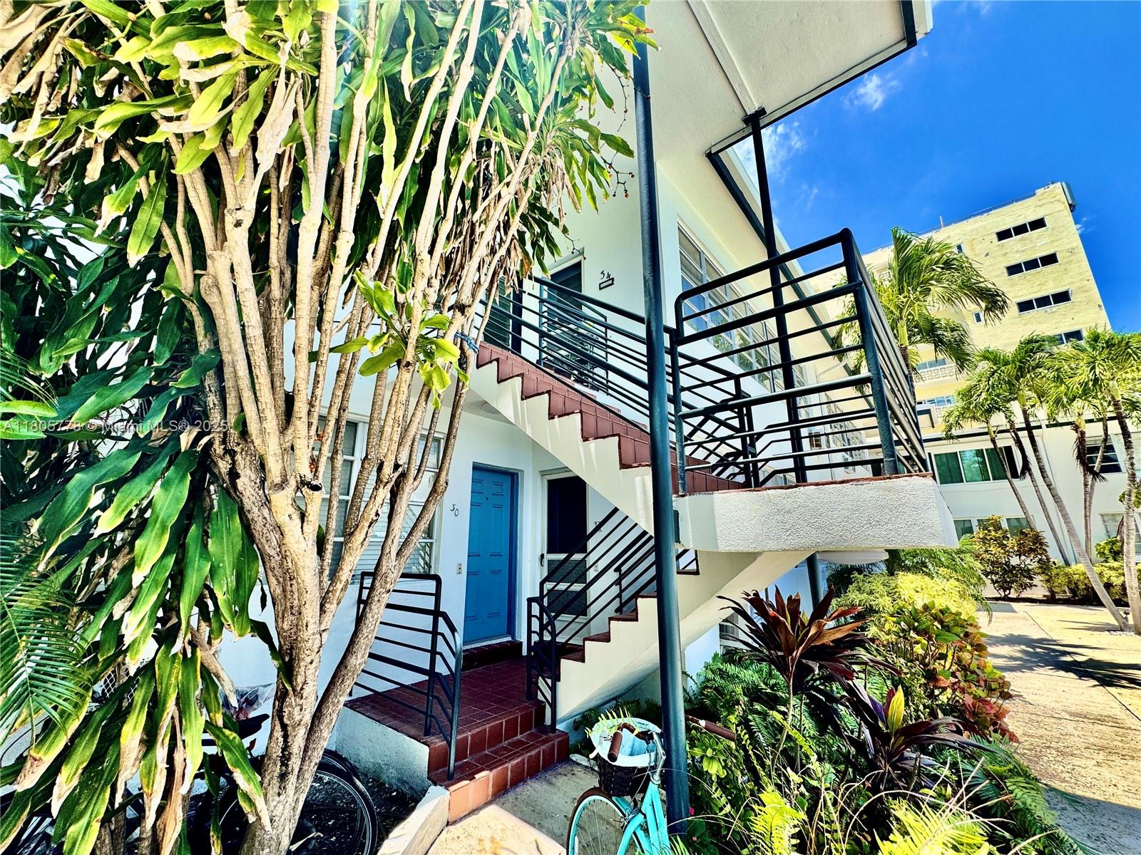 4710 Pine Tree Dr # 31, Miami Beach FL 33140