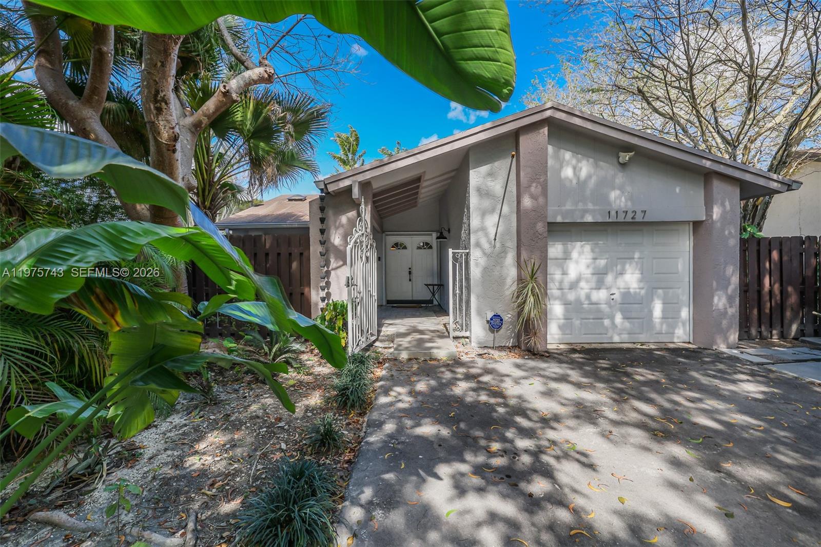 11727 SW 132nd Pl, Miami FL 33186