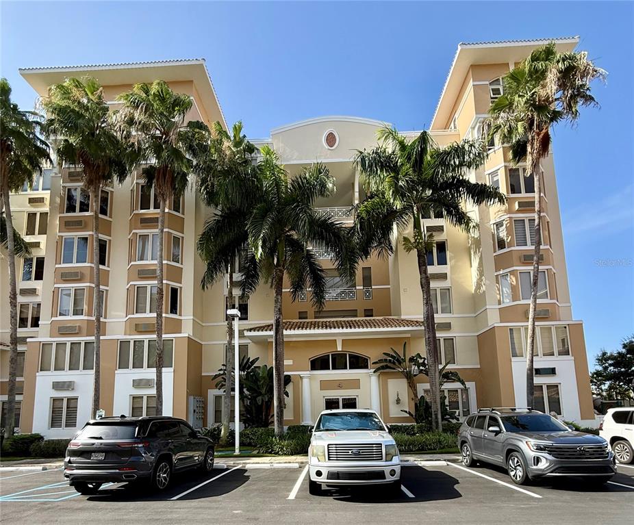 1 AVENIDA PALMA REAL UNIT 404