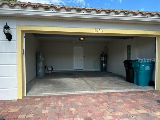 12120 TRIPLETAIL LANE, ORLANDO, FL — photo 2 of 16