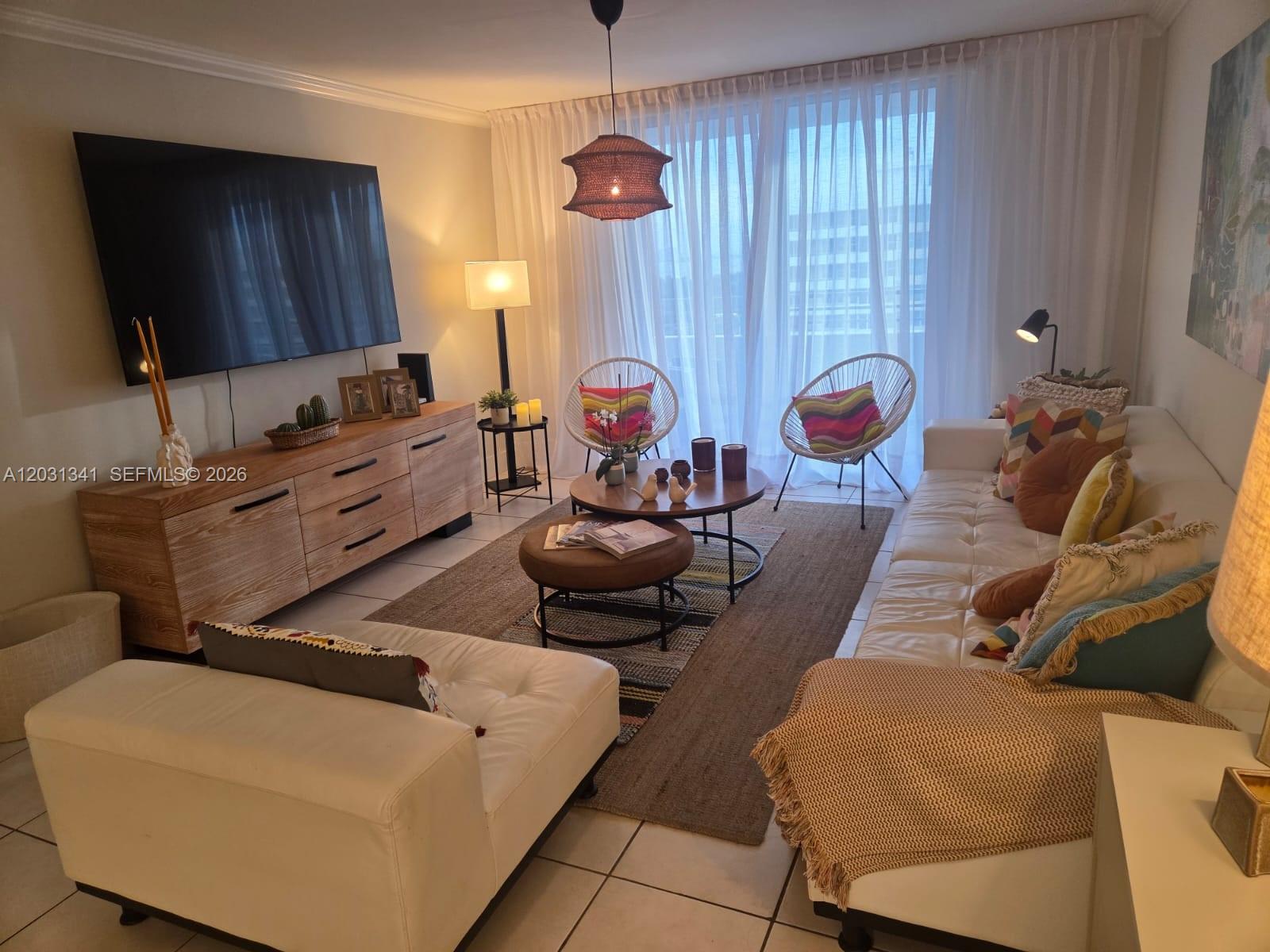 5555 Collins Ave # 16W, Miami Beach FL 33140
