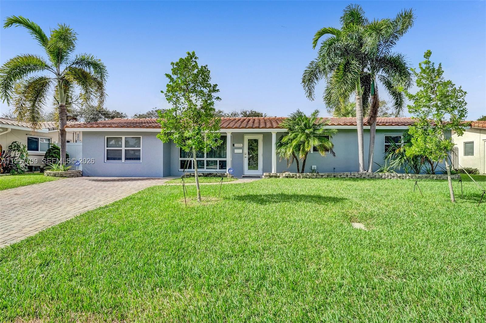 1005 SE 9th Ave, Deerfield Beach FL 33441