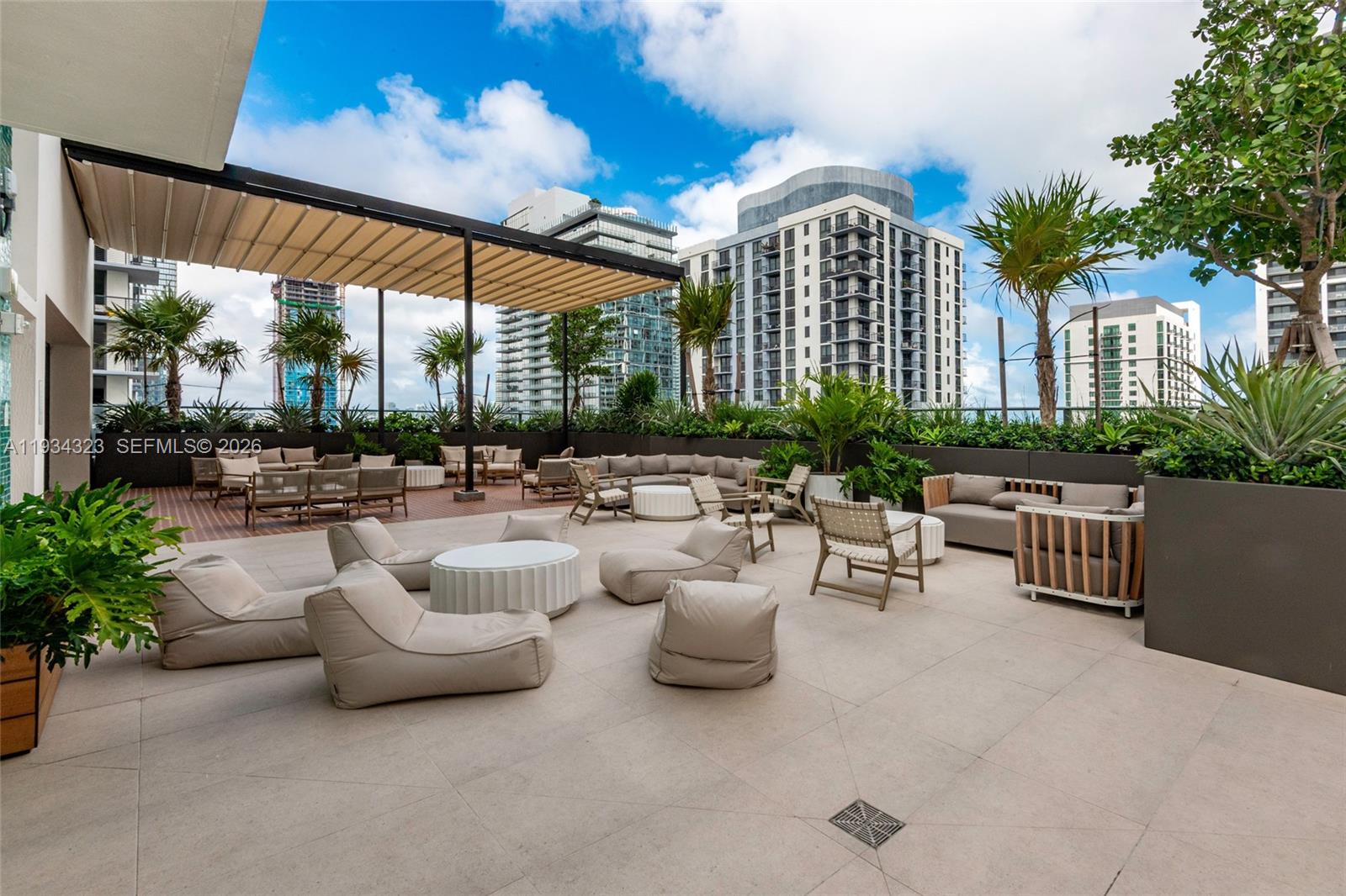 11 NE 6 ST # 1407, Miami FL 33132
