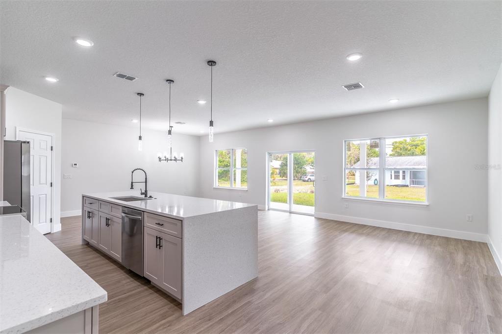983 PACE DRIVE NW, PALM BAY, FL — photo 5 of 30