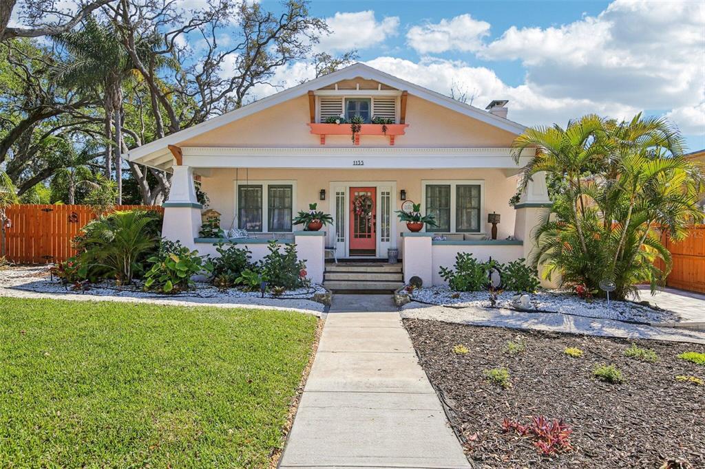 1135 MARINE STREET