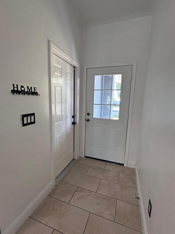 5103 E 18TH AVENUE, TAMPA, FL — photo 5 of 30