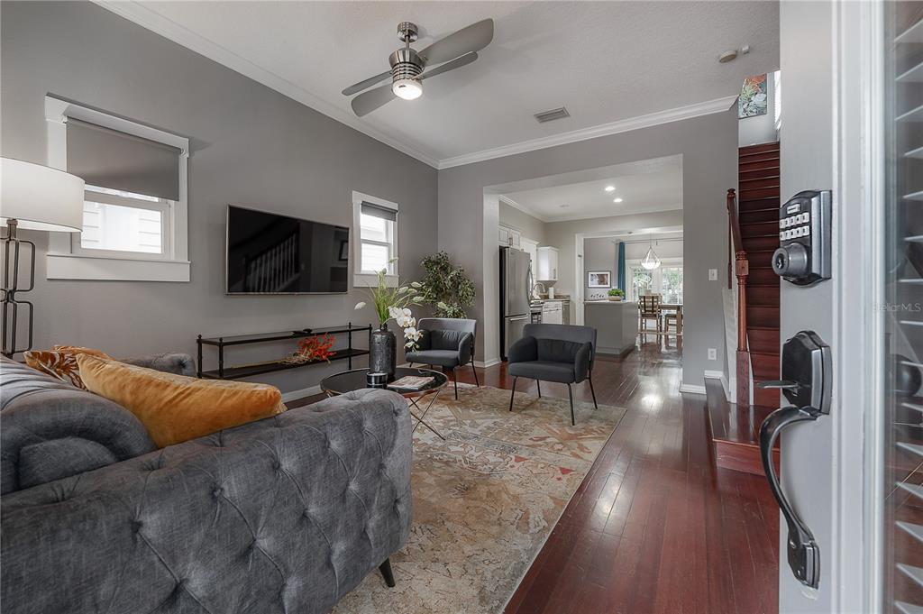 412 E AMELIA AVENUE, TAMPA, FL — photo 3 of 22