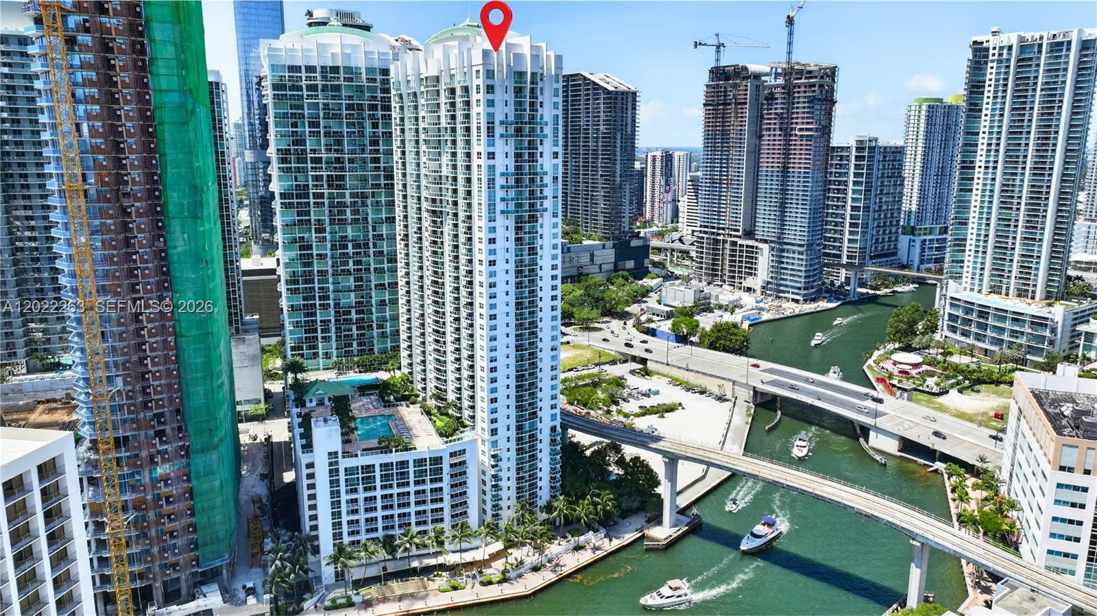 31 SE 5th St # 203, Miami FL 33131
