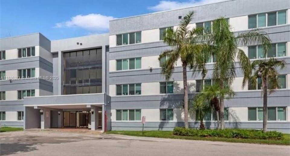 14840 Naranja Lakes Blvd, Homestead FL 33032