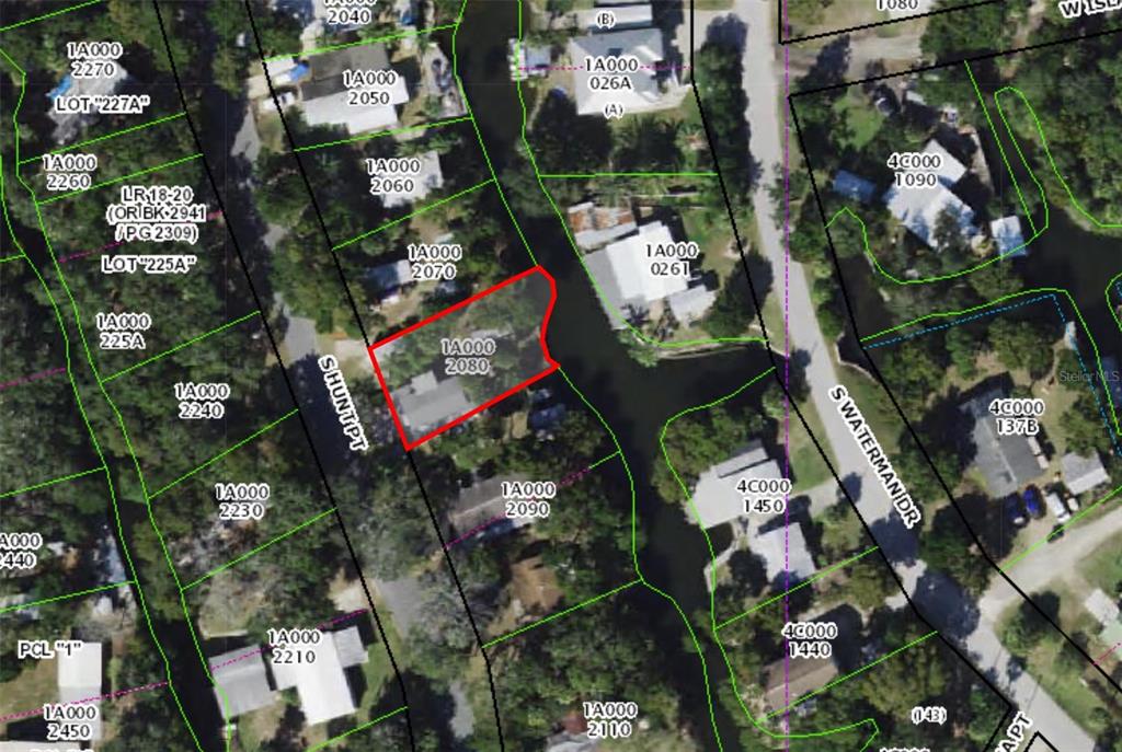 This is an aerial map showing property boundaries and parcel numbers for a residential area — 2215 S HUNT POINT, CRYSTAL RIVER, FL