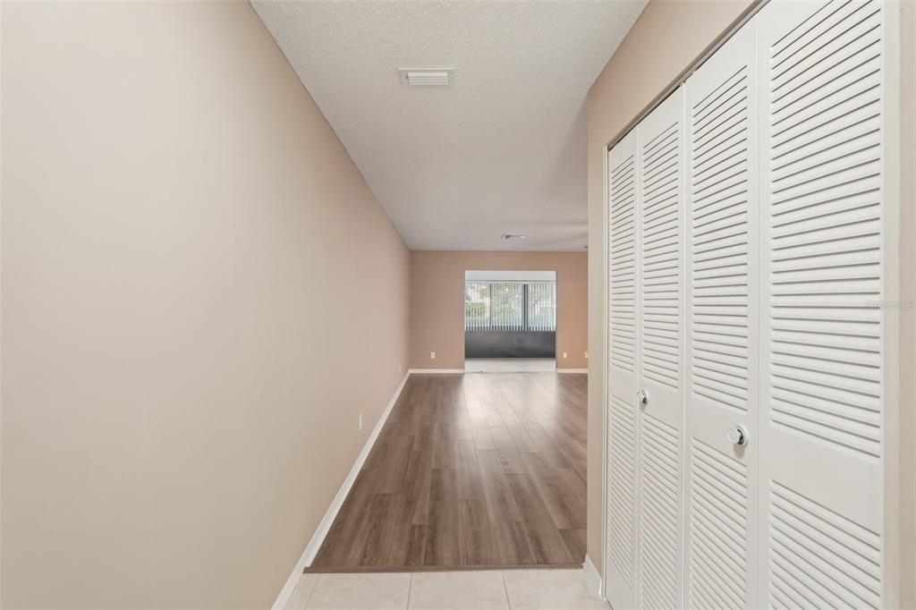 2529 LANCASTER DRIVE, SUN CITY CENTER, FL — photo 3 of 30