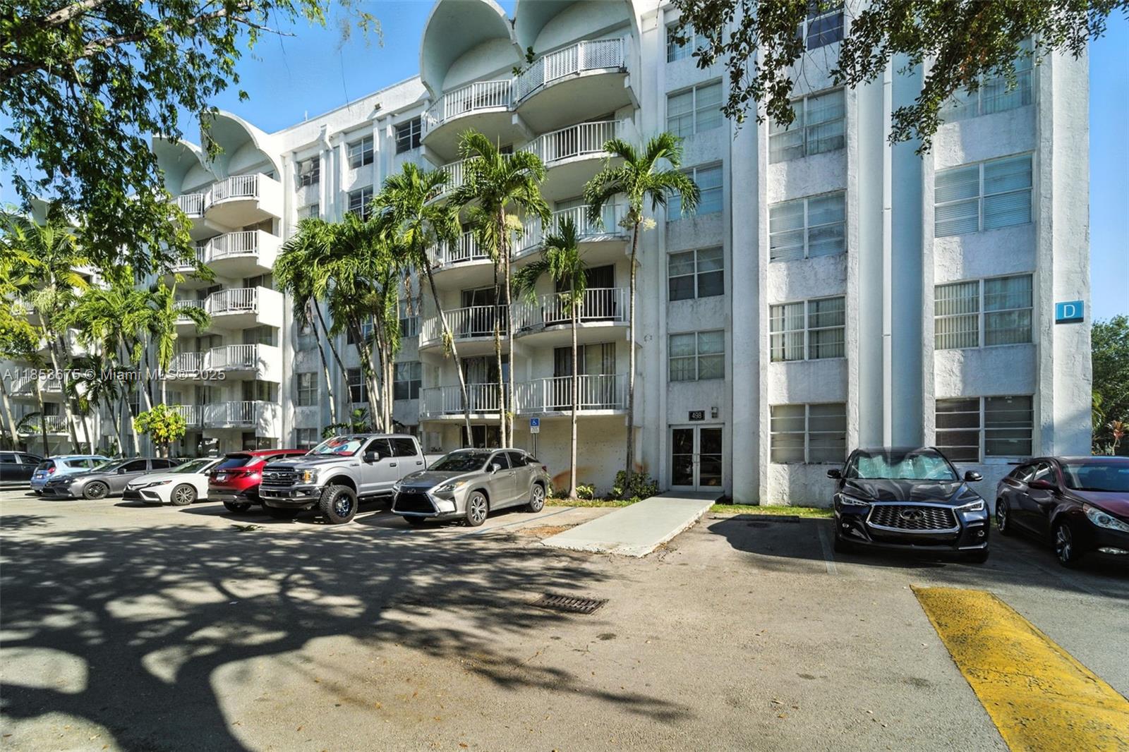 496 NW 165th St Rd # 211, Miami FL 33169