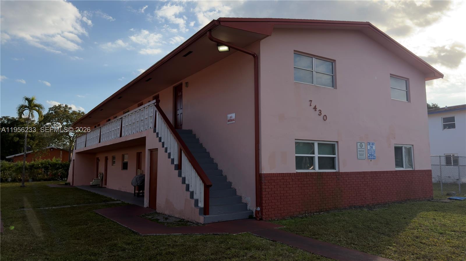 7430 SW 10th St # 101D, North Lauderdale FL 33068