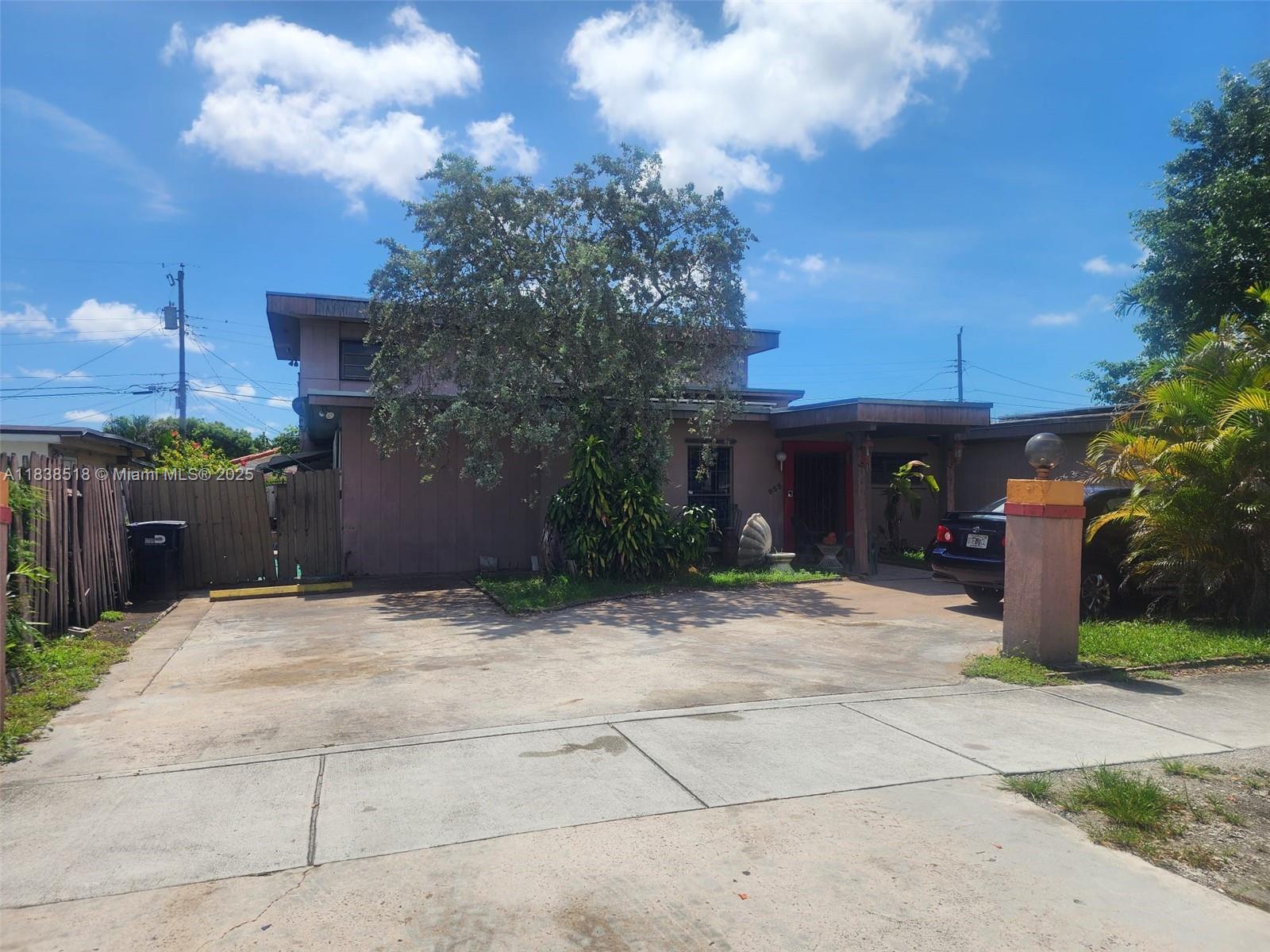 935 SW 72nd Ave, Miami FL 33144