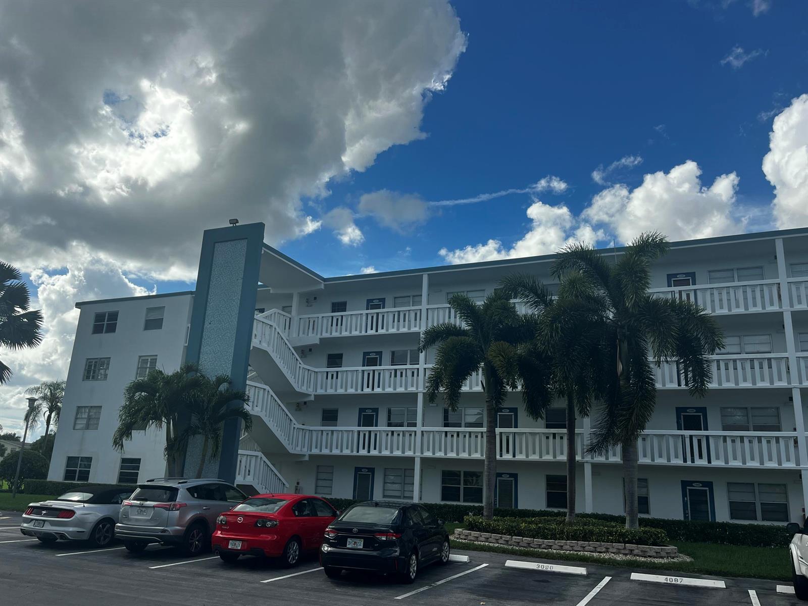 2087 Exeter E, Boca Raton FL 33434