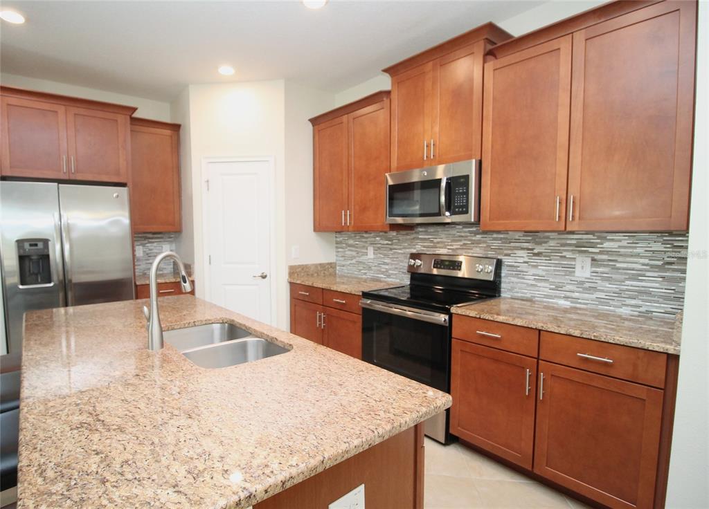 3752 QUAINT LANE, CLERMONT, FL — photo 4 of 30