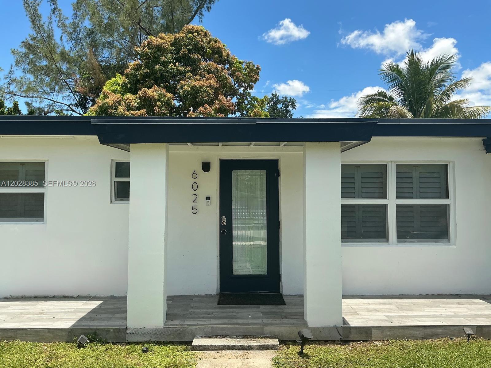 6025 SW 40th St, Miramar FL 33023