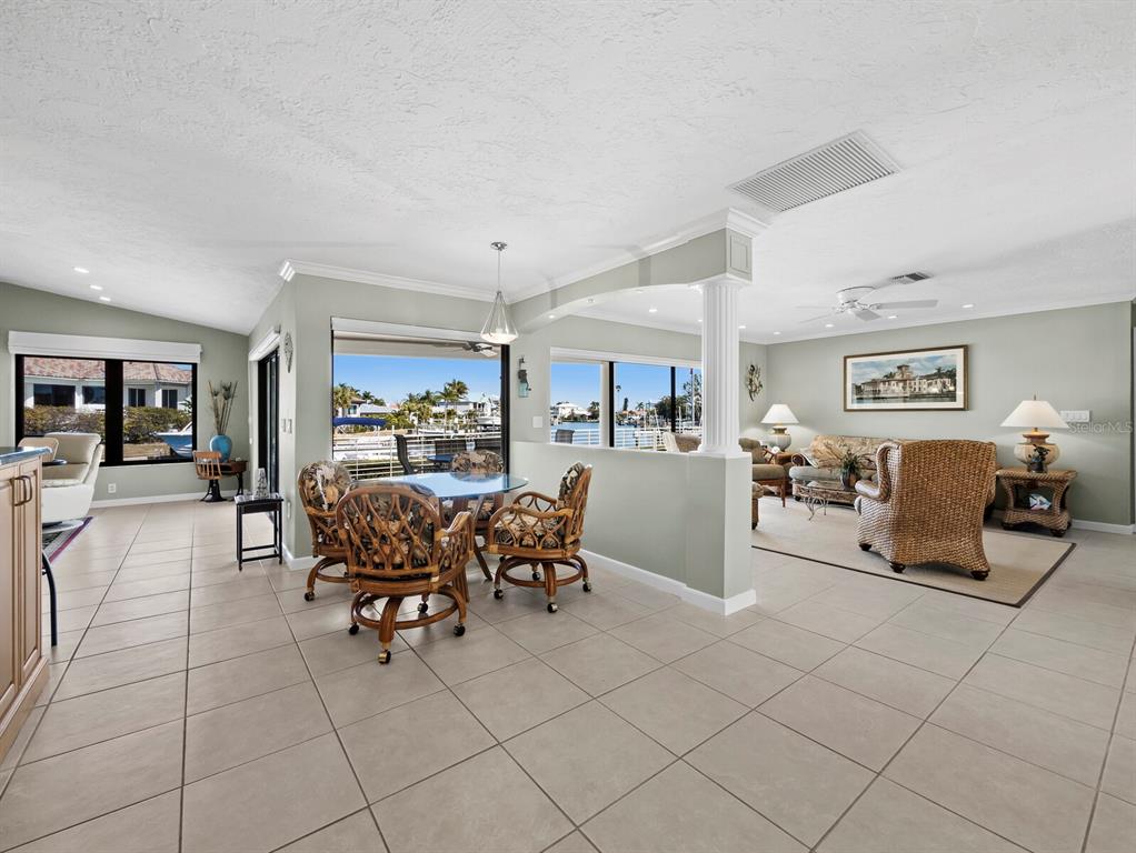 5970 EMERALD HARBOR DRIVE, LONGBOAT KEY, FL — photo 5 of 30