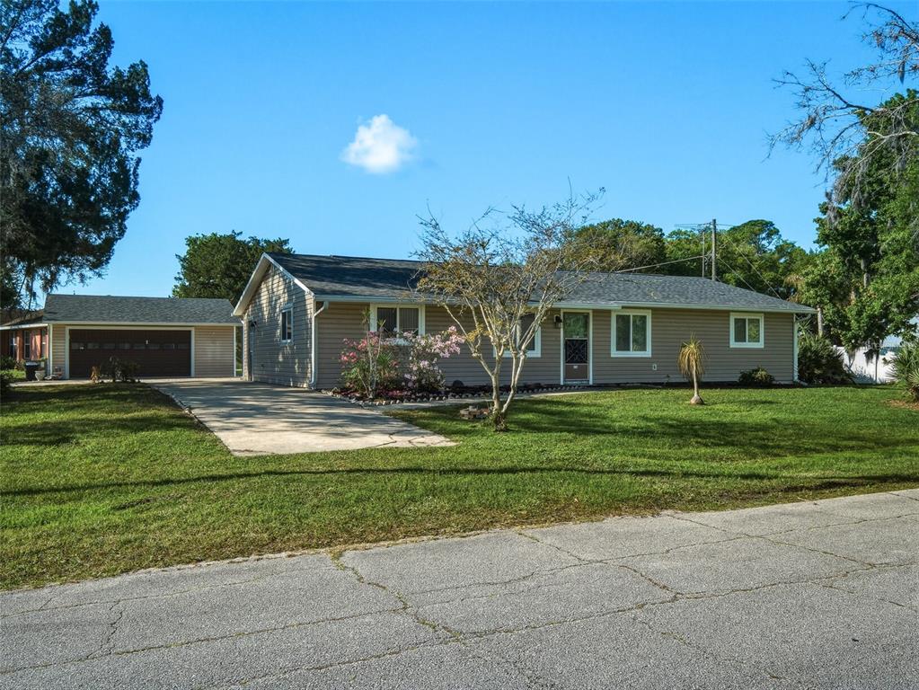 1214 VICTORY PALM DRIVE