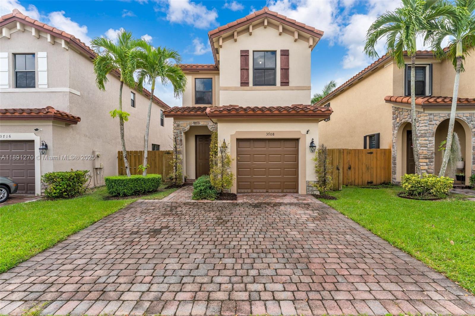 3708 NE 1st St, Homestead FL 33033