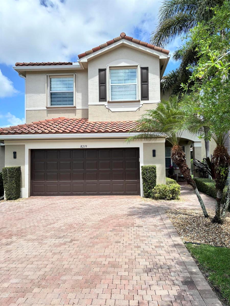 8219 Calabria Lakes Drive, Boynton Beach FL 33473
