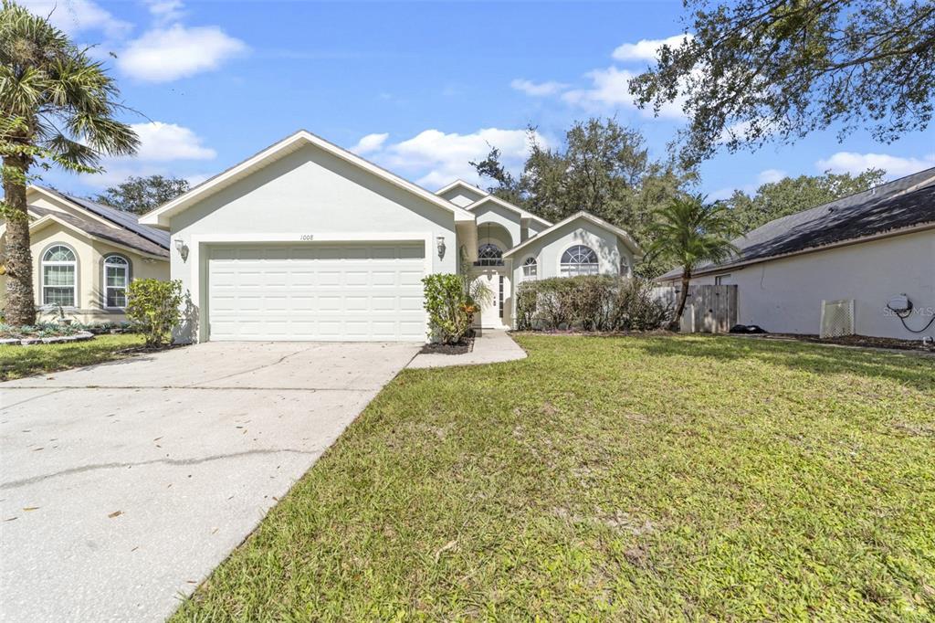 1008 COUNTRY COVE COURT