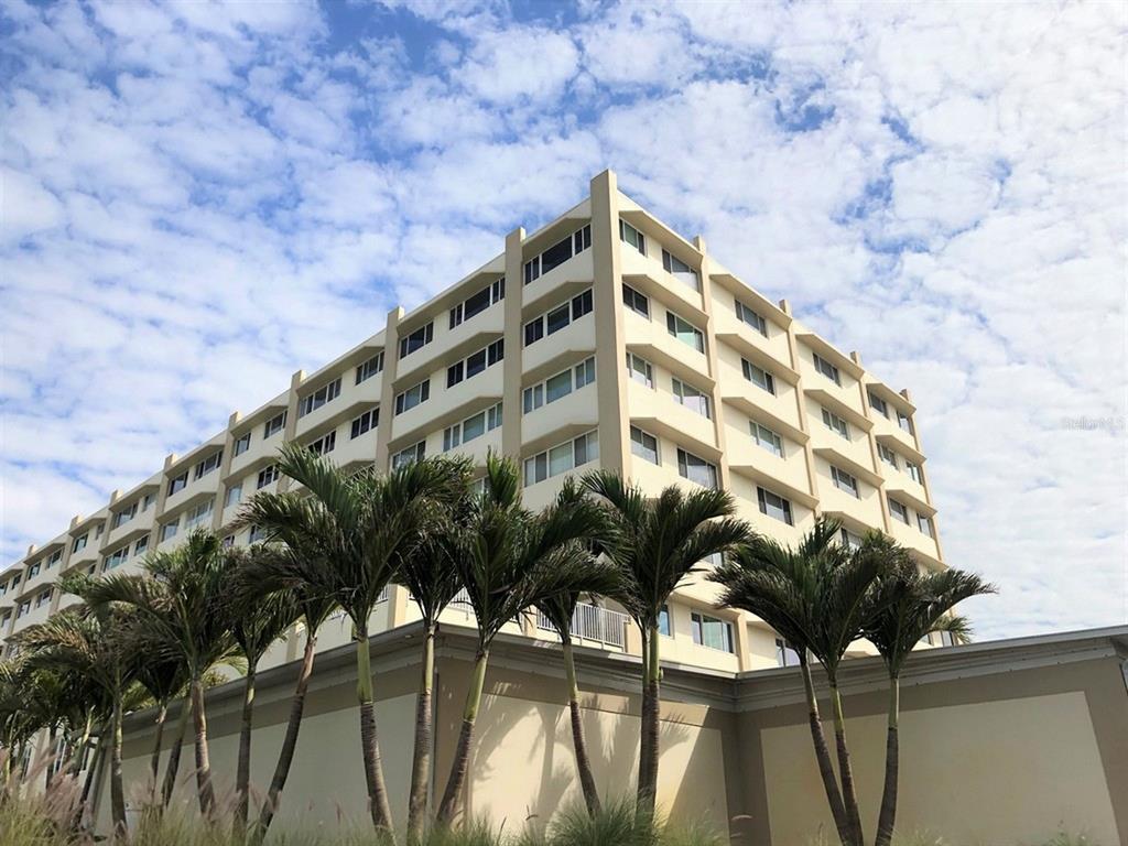 100 BLUFF VIEW DRIVE UNIT 612A