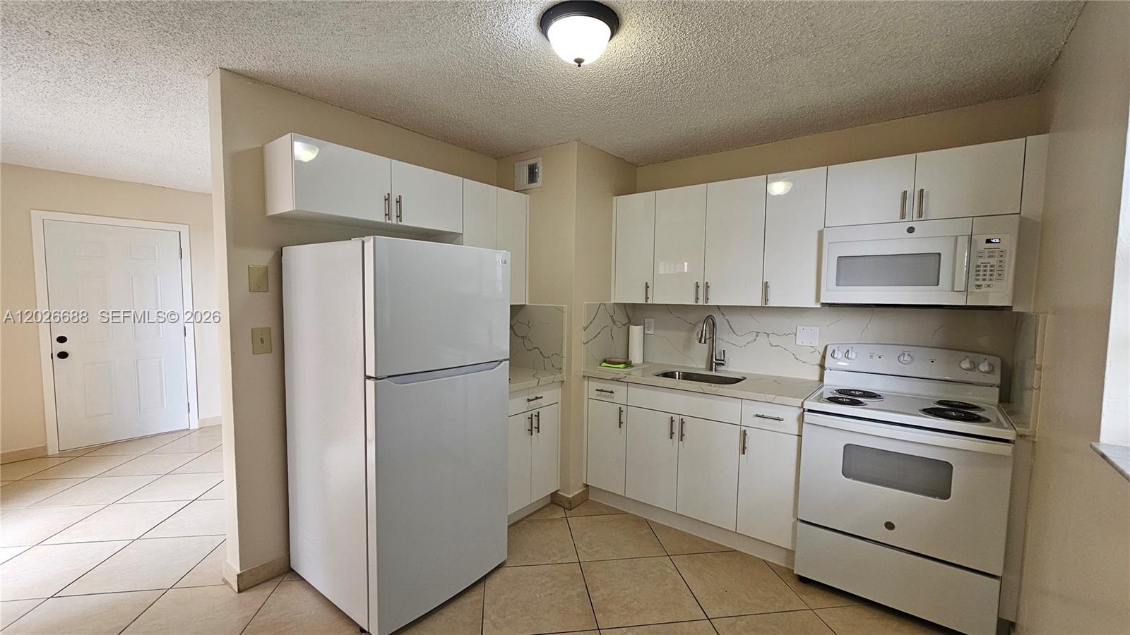 1235 NW 6th St # 3, Miami FL 33125