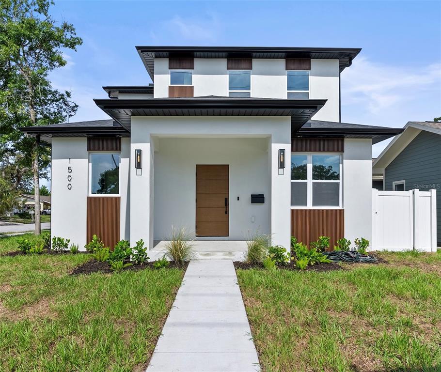 1500 49TH STREET N