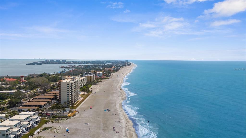 600 SUTTON PLACE UNIT 101B, LONGBOAT KEY, FL — photo 3 of 30